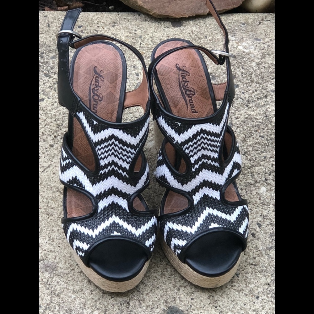 Lucky Brand Wedge Sandals